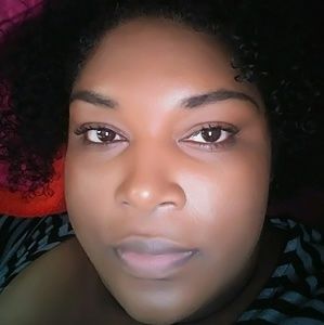 Meet your Posher, Candyce