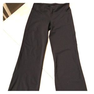 ◼️ REDUCED ◼️ {ATHLETA} Salutation Pants