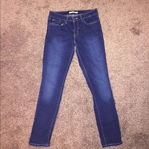Women’s Levi’s 711 Skinny Jean size 4 27x28