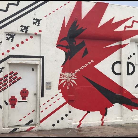 Meet your Posher, Lori - Picture 2 of 5