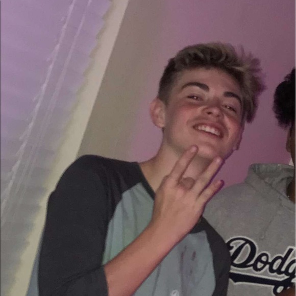 Meet your Posher, Jeffrey - Picture 1 of 1