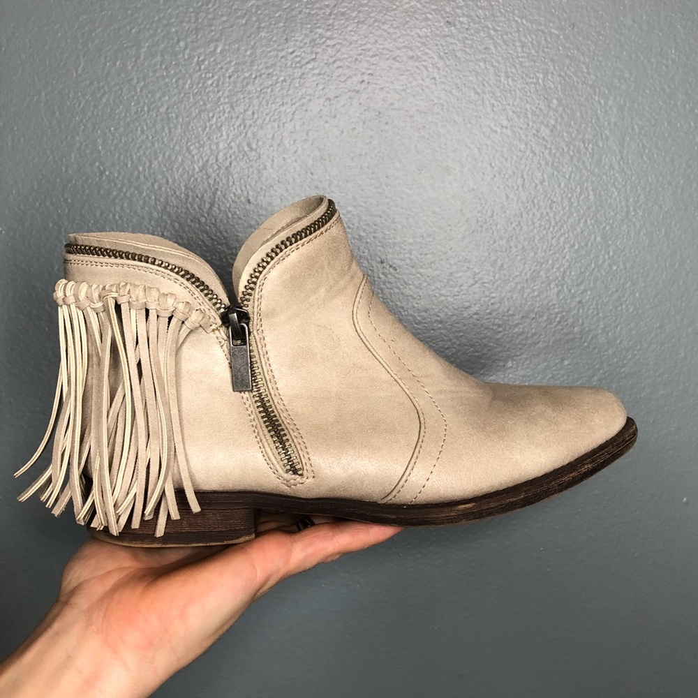 Dollhouse fringe bootie