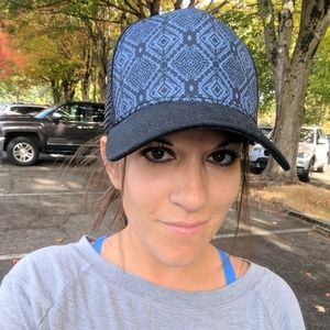 Meet your Posher, Adrienne