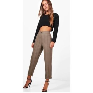 NWT boohoo plaid boyfriend trousers pants