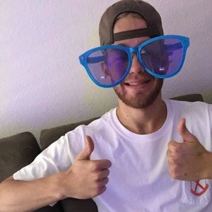 Meet your Posher, Peter