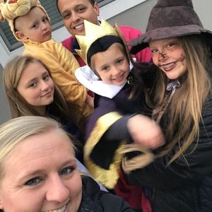 Meet your Posher, Melanie