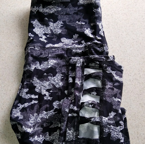 Sold Out - Picture 3 of 5