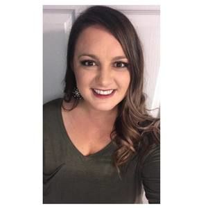 Meet your Posher, Hilary