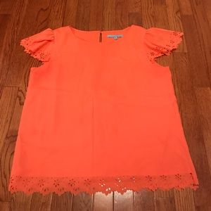Coral flower cutout top