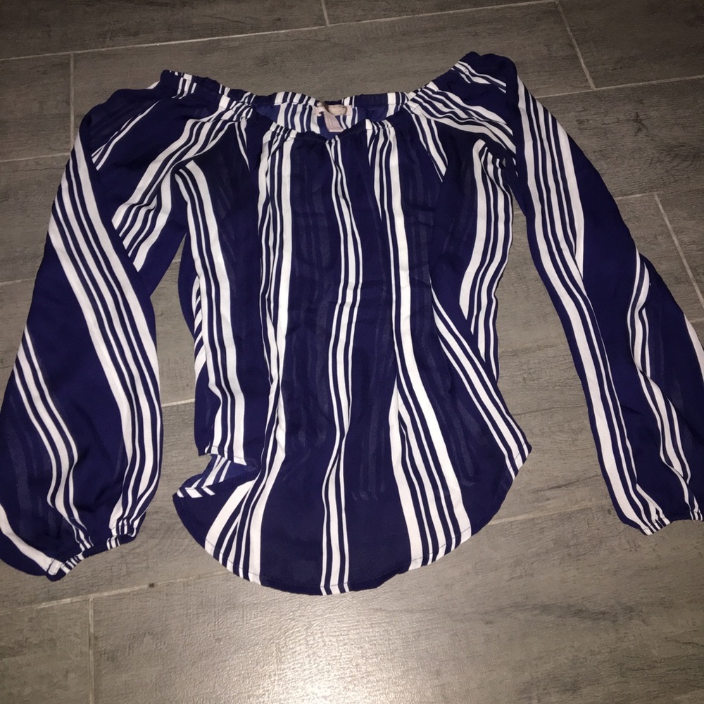 Forever 21 flowy of the shoulder top