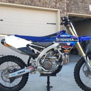 Meet your Posher, Enzo