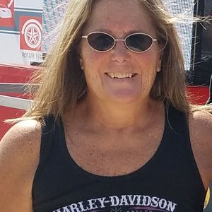 Meet your Posher, Lorrie