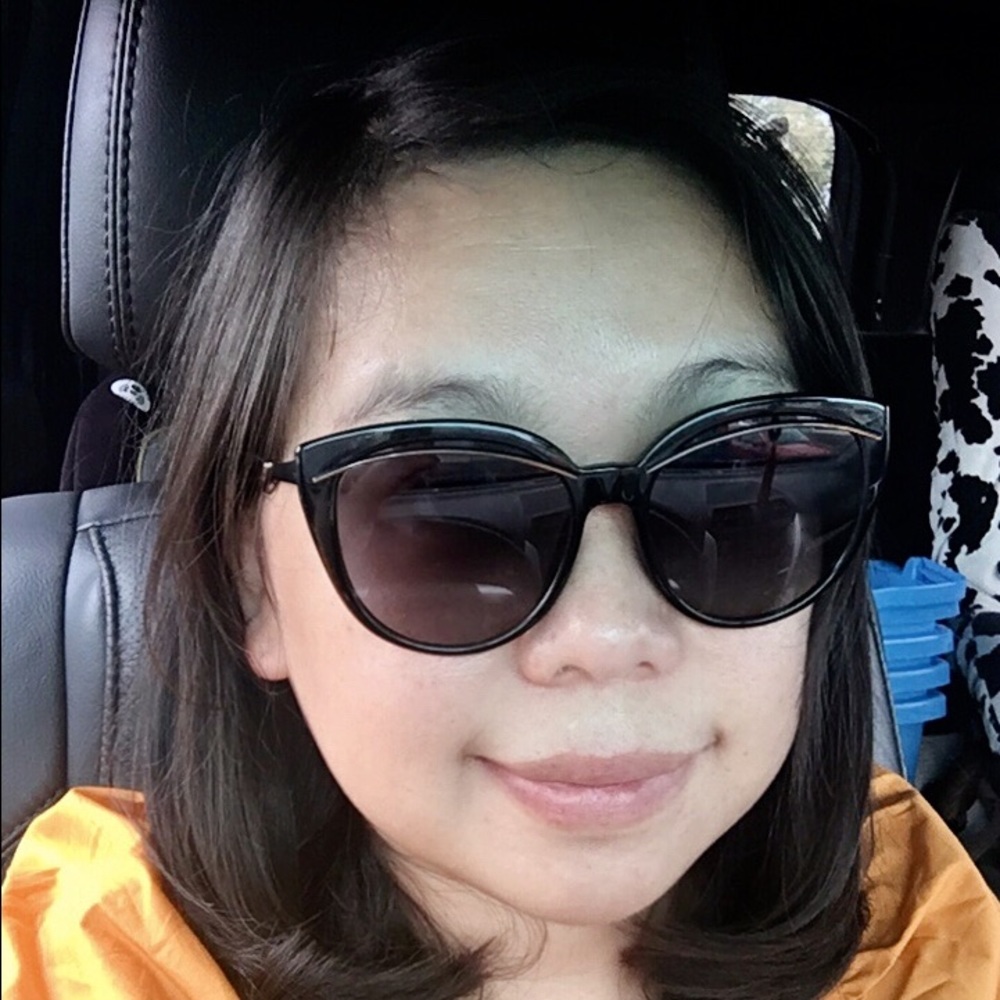 Meet your Posher, Ke l ly