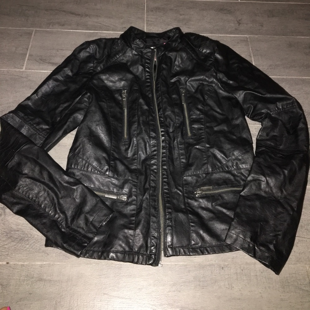 Black fake leather jacket