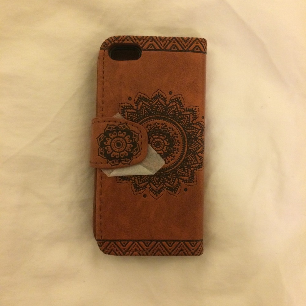 iPhone 5/5S Mandala Wallet Case