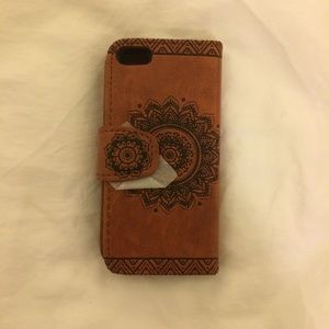 iPhone 5/5S Mandala Wallet Case