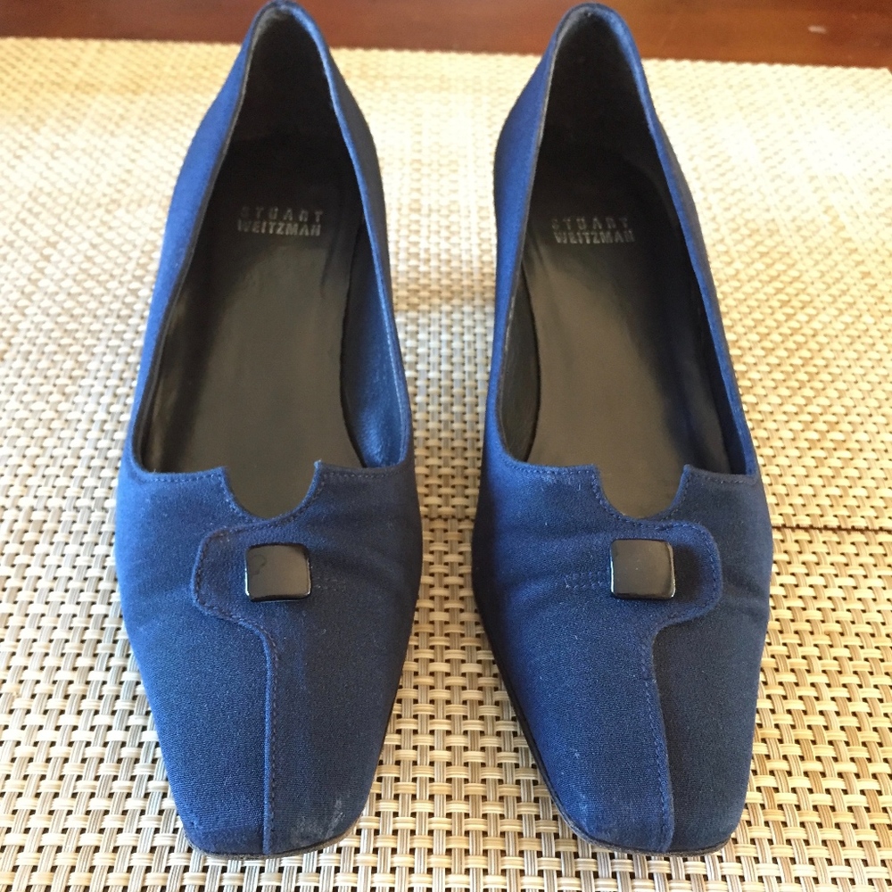 Stuart Weitzman Navy Blue Kitten Heel Satin SZ: 6