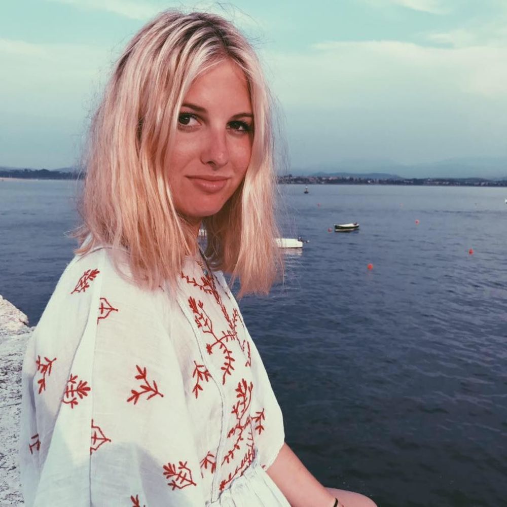 Meet your Posher, Talia