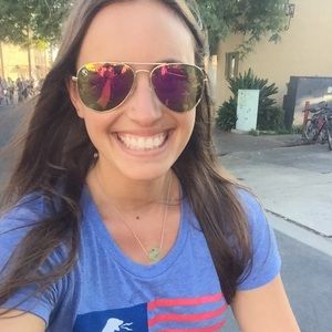 Meet your Posher, Natalie