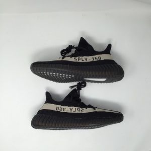 Yeezy Boost 350 V2 Oreo