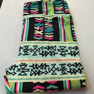 LuLaRoe TC Neon Leggings