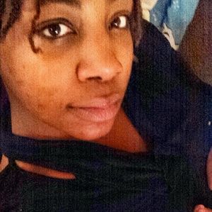 Meet your Posher, Janay