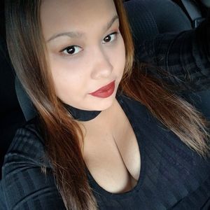 Meet your Posher, Estefany