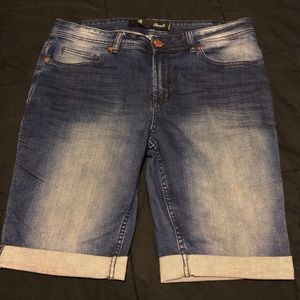 Men’s Denim/Jean Shorts - 32