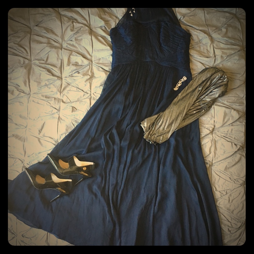 Beautiful sheer bodiced flowy navy maxi!