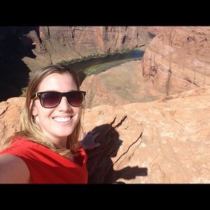 Meet your Posher, Kara