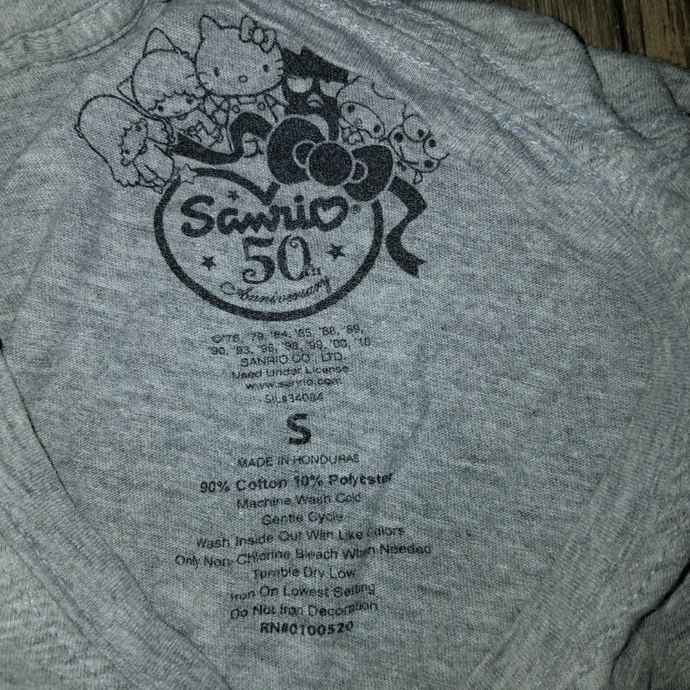 Hello Kitty Tee - Picture 2 of 2