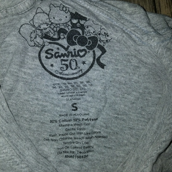 Hello Kitty Tee - Picture 2 of 2