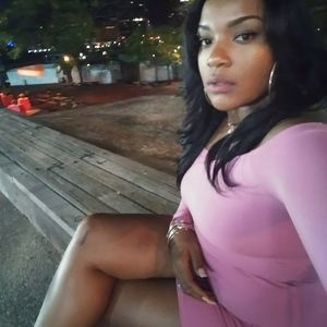 Meet your Posher, Dara