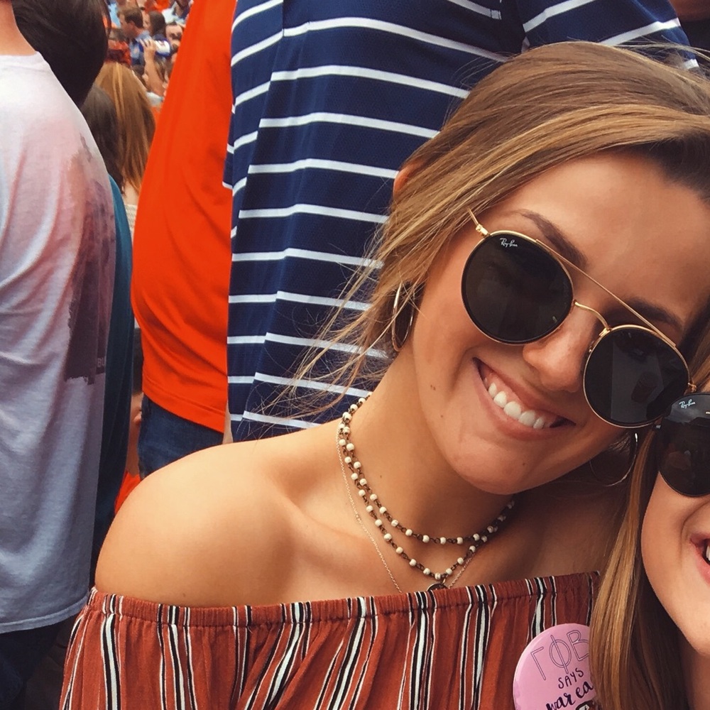 Meet your Posher, Sidney