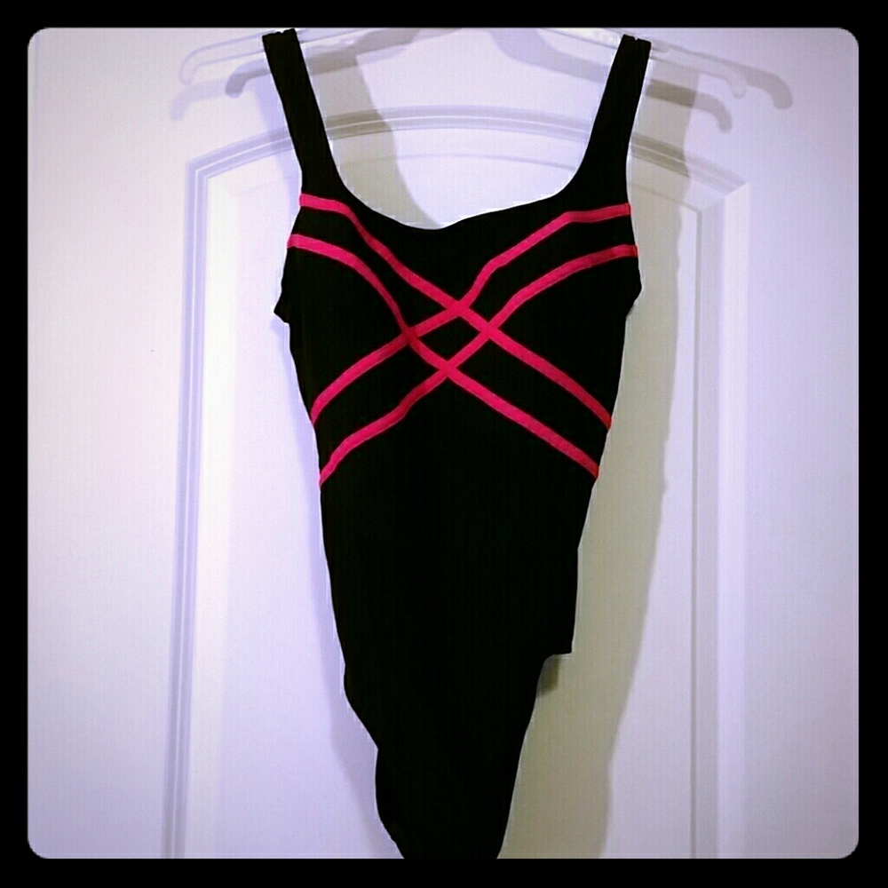 Swim suit
