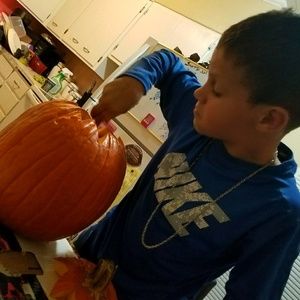 Meet your Posher, Crystale