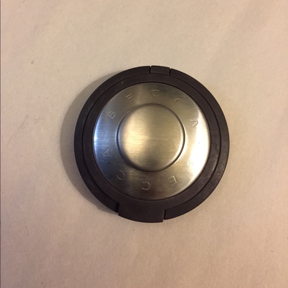 Becca shadow quad
