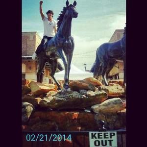 Meet your Posher, Diego