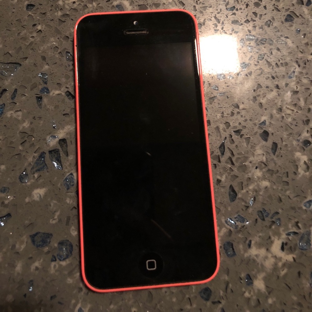 Perfect condition iPhone5c pink no cracks like new