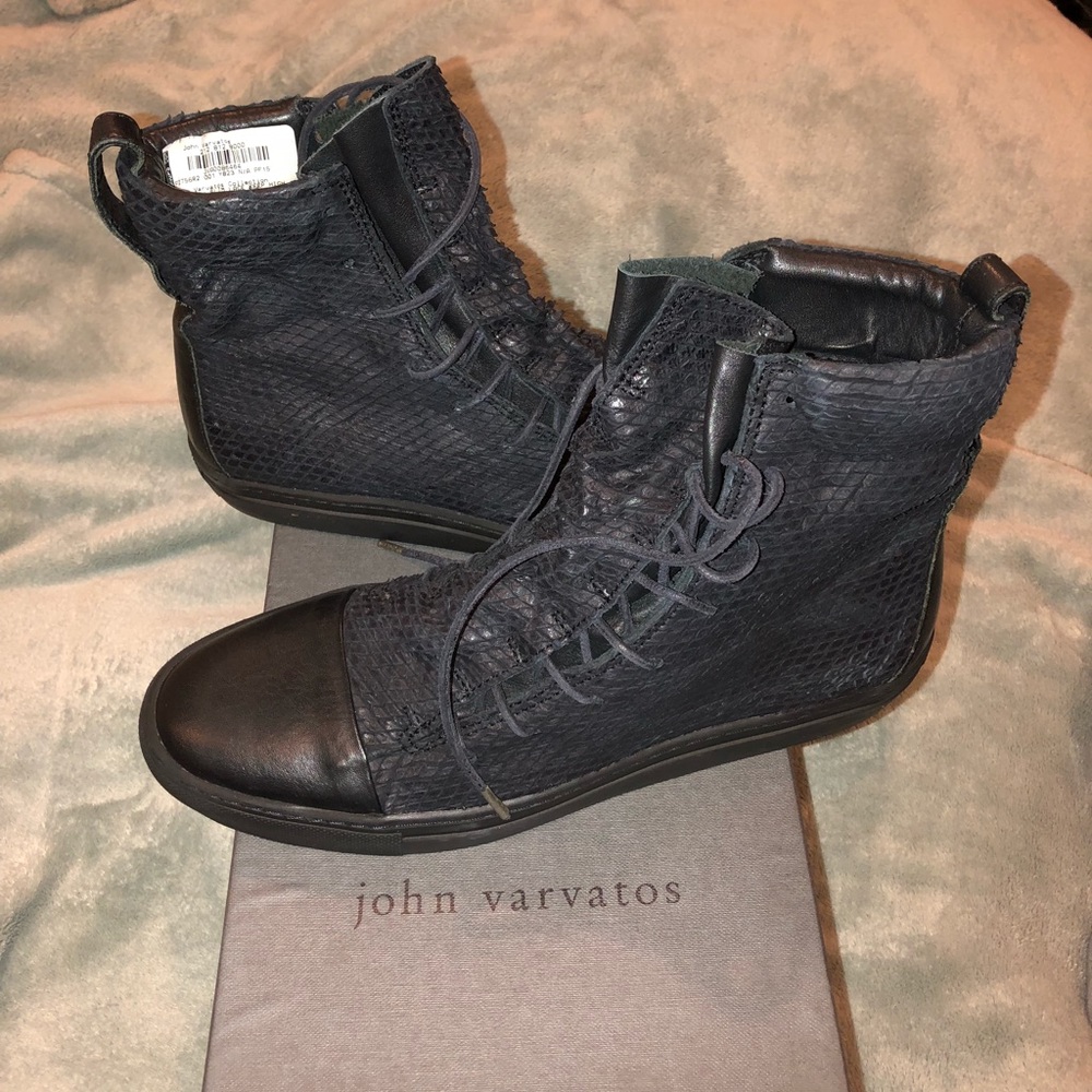 NIB John Varvatos Leather Sneakers
