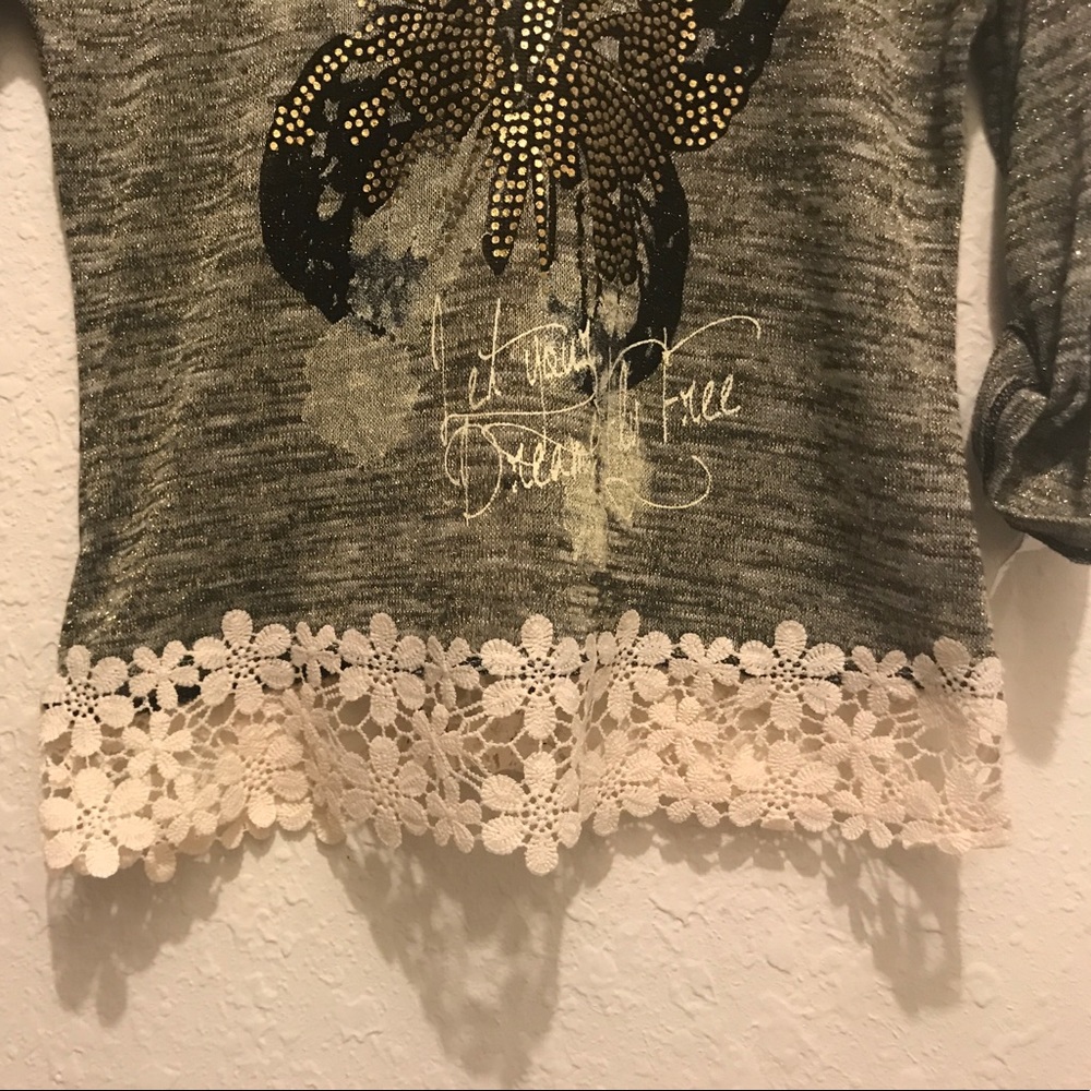 Golden blouse - Picture 2 of 5