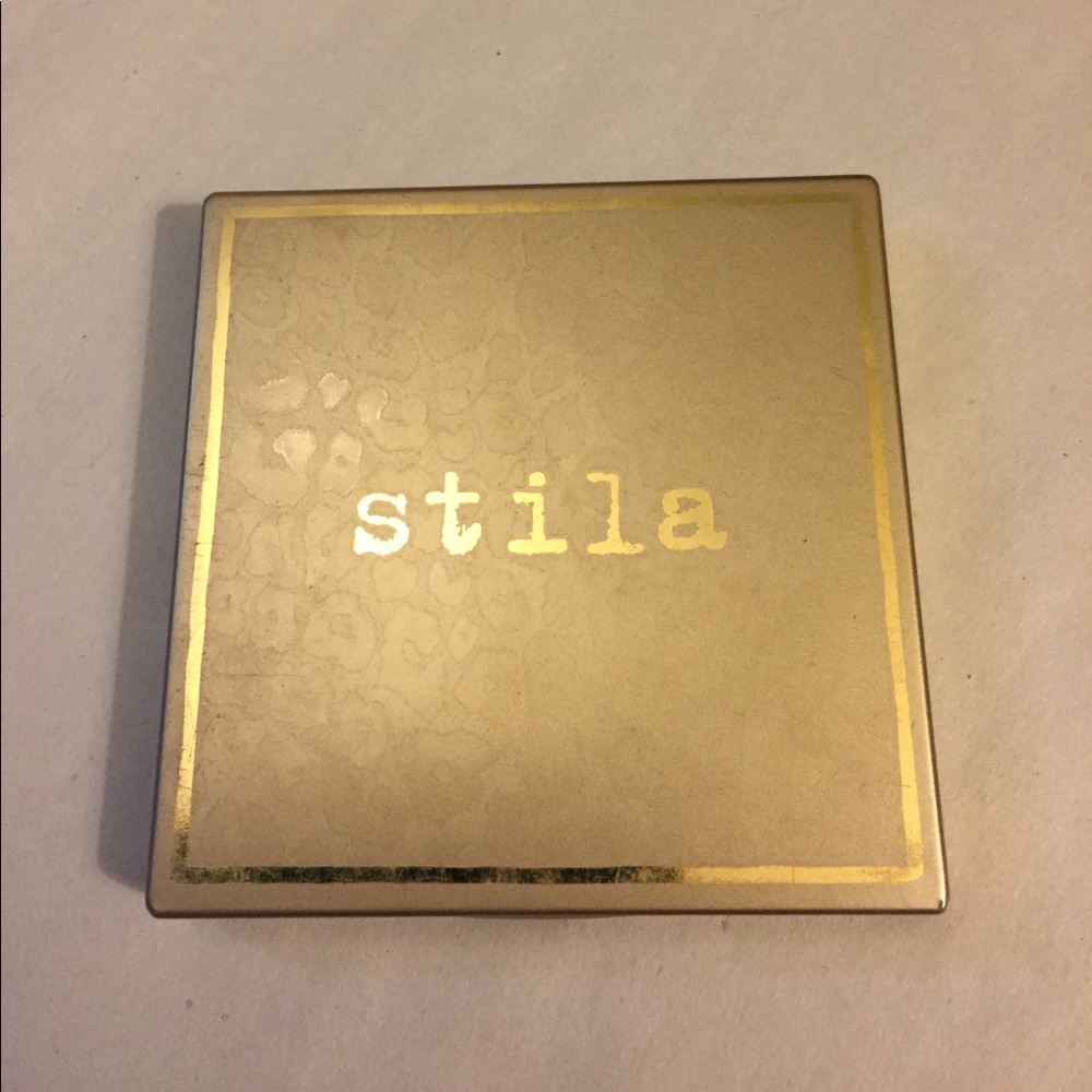 Stila perfect me,perfect hue. Medium/tan