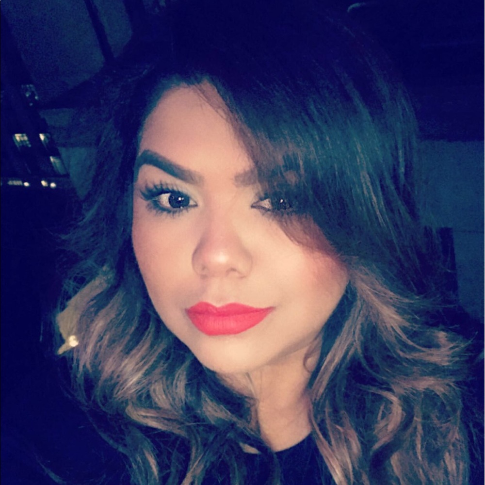 Meet your Posher, Miriam