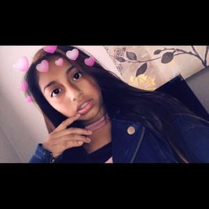 Meet your Posher, Kelly