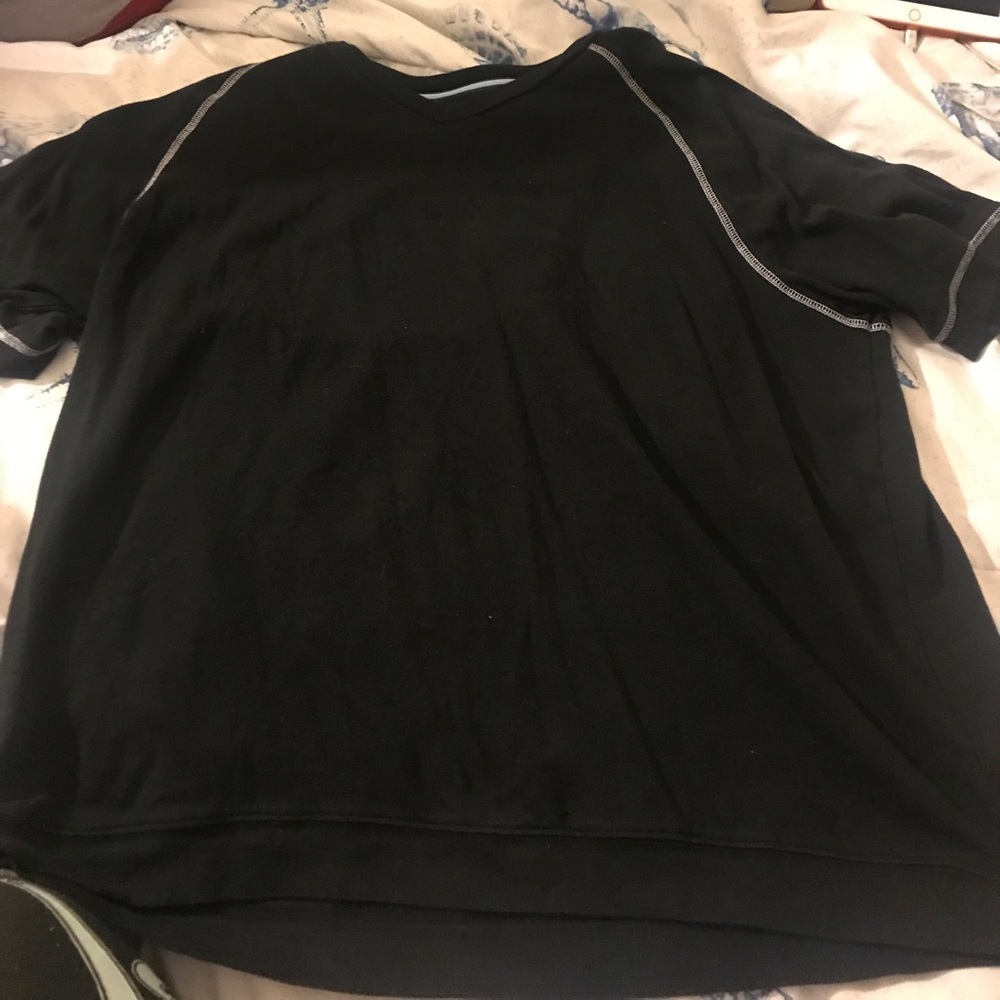 Perry Ellis black thick material shirt