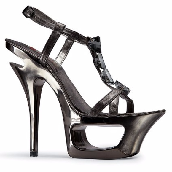 Cut-out Platform Sandal Heel - Picture 1 of 8