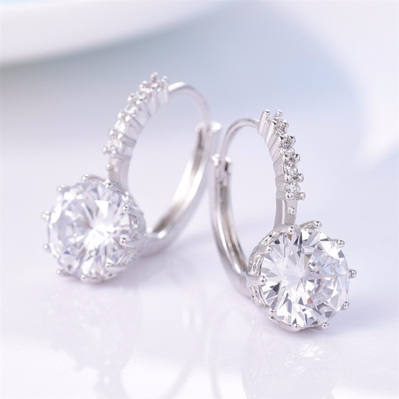 ❤️4 for $20 Sale❤️  CZ AAA Stone Earrings - Picture 3 of 4
