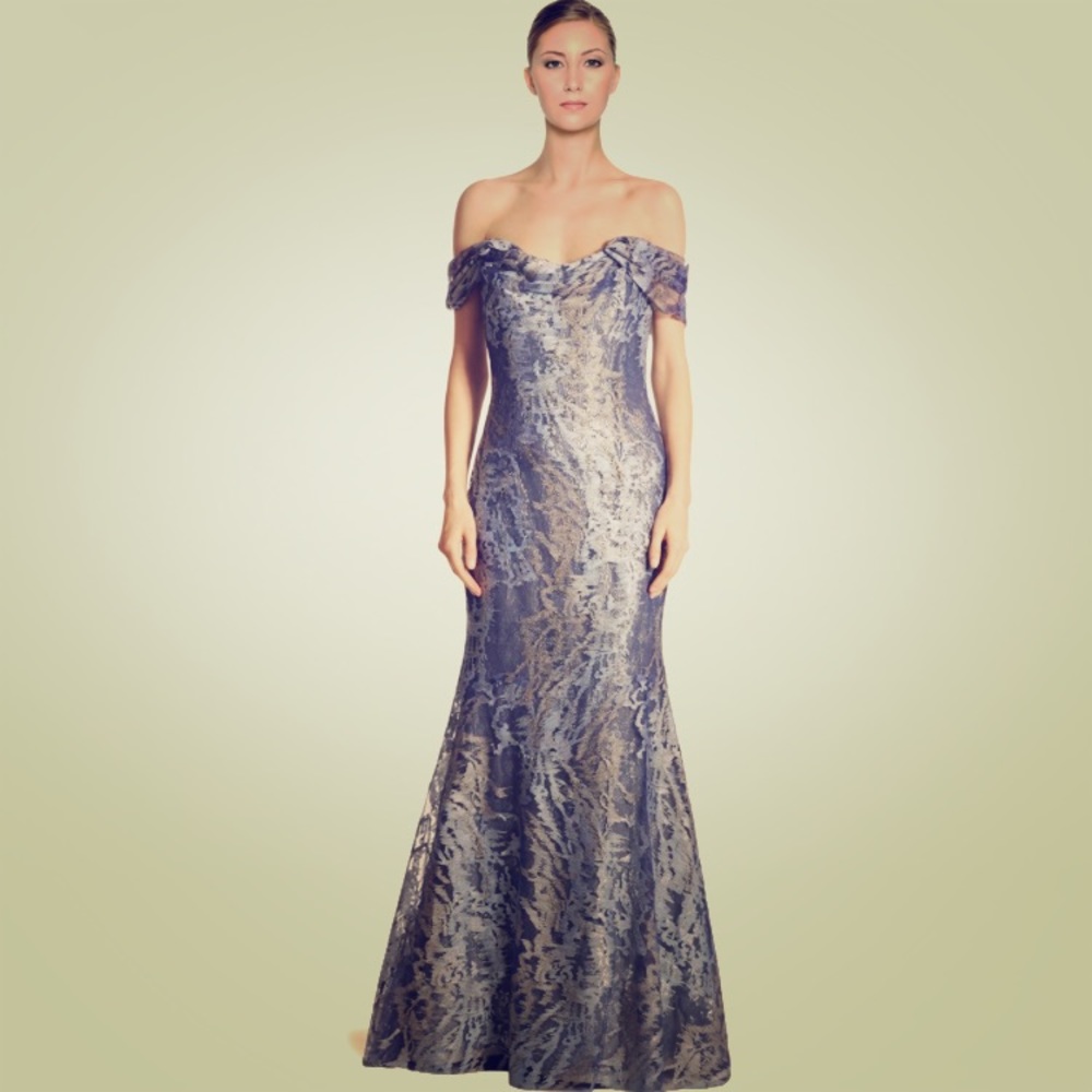 ⭐️BEAUTIFULLLLLL Dress ⭐️