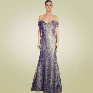 ⭐️BEAUTIFULLLLLL Dress ⭐️