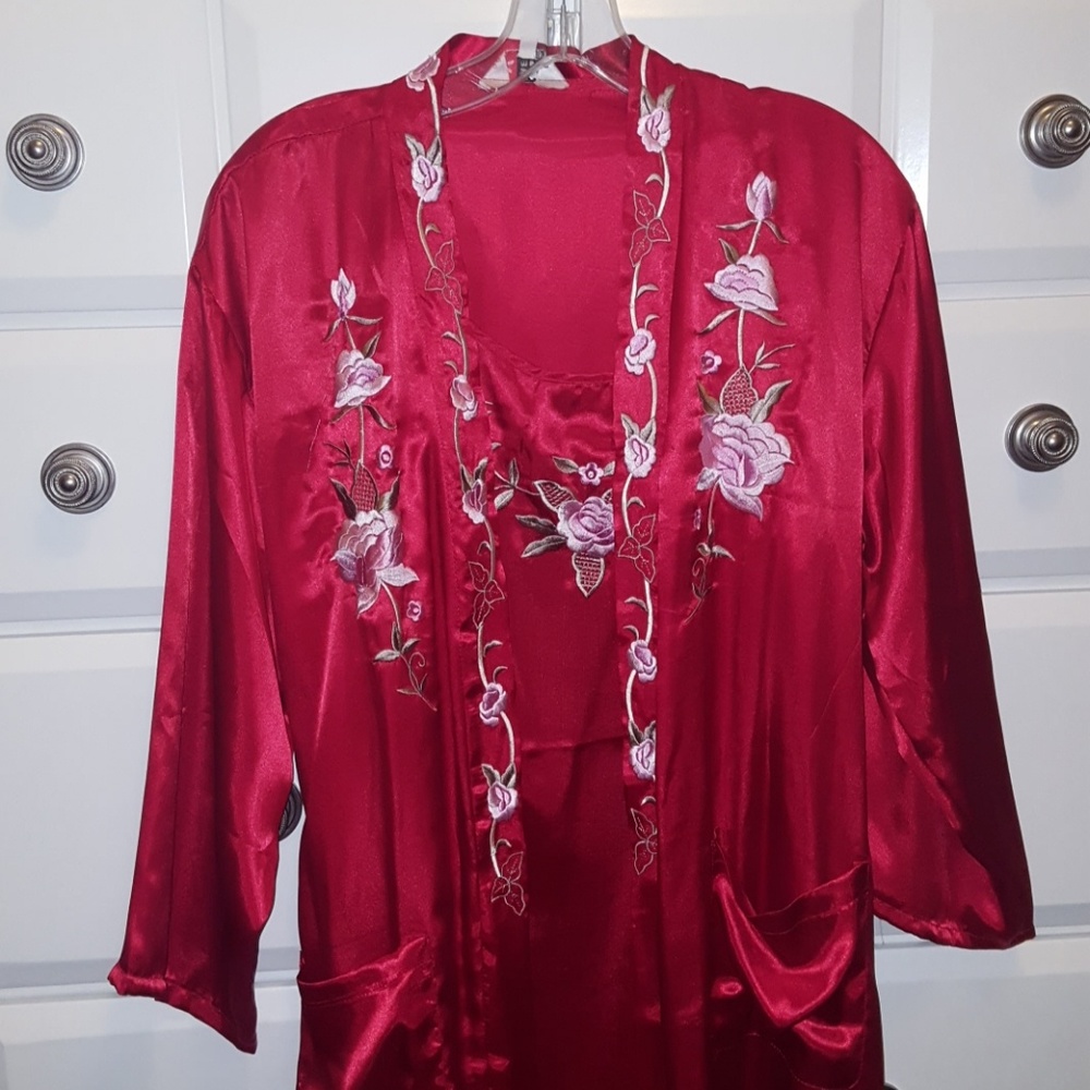 Silk night gown and robe